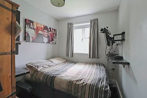 Bedroom 4- click for photo gallery